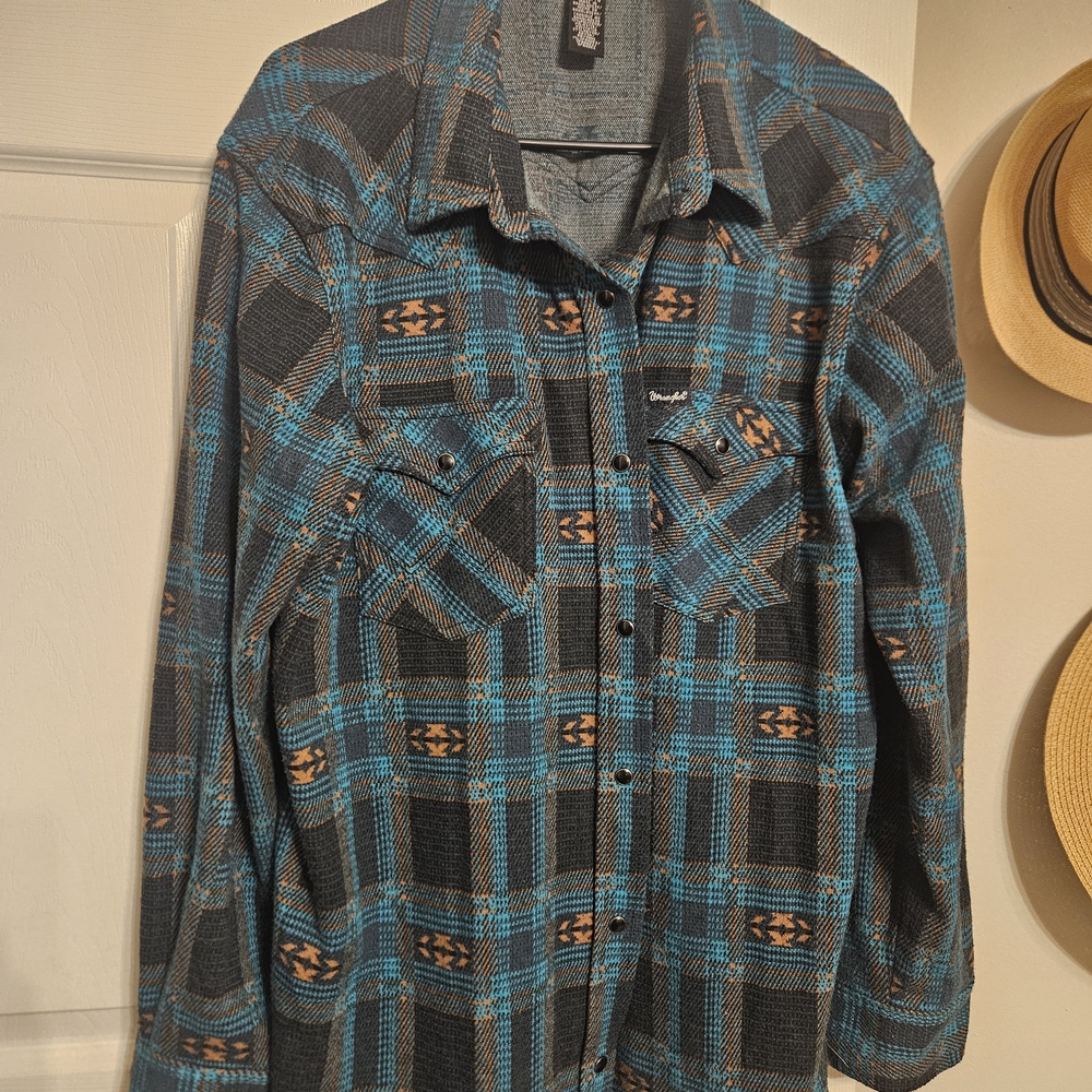 Wrangler Teal and Black Plaid Shirt Jacket